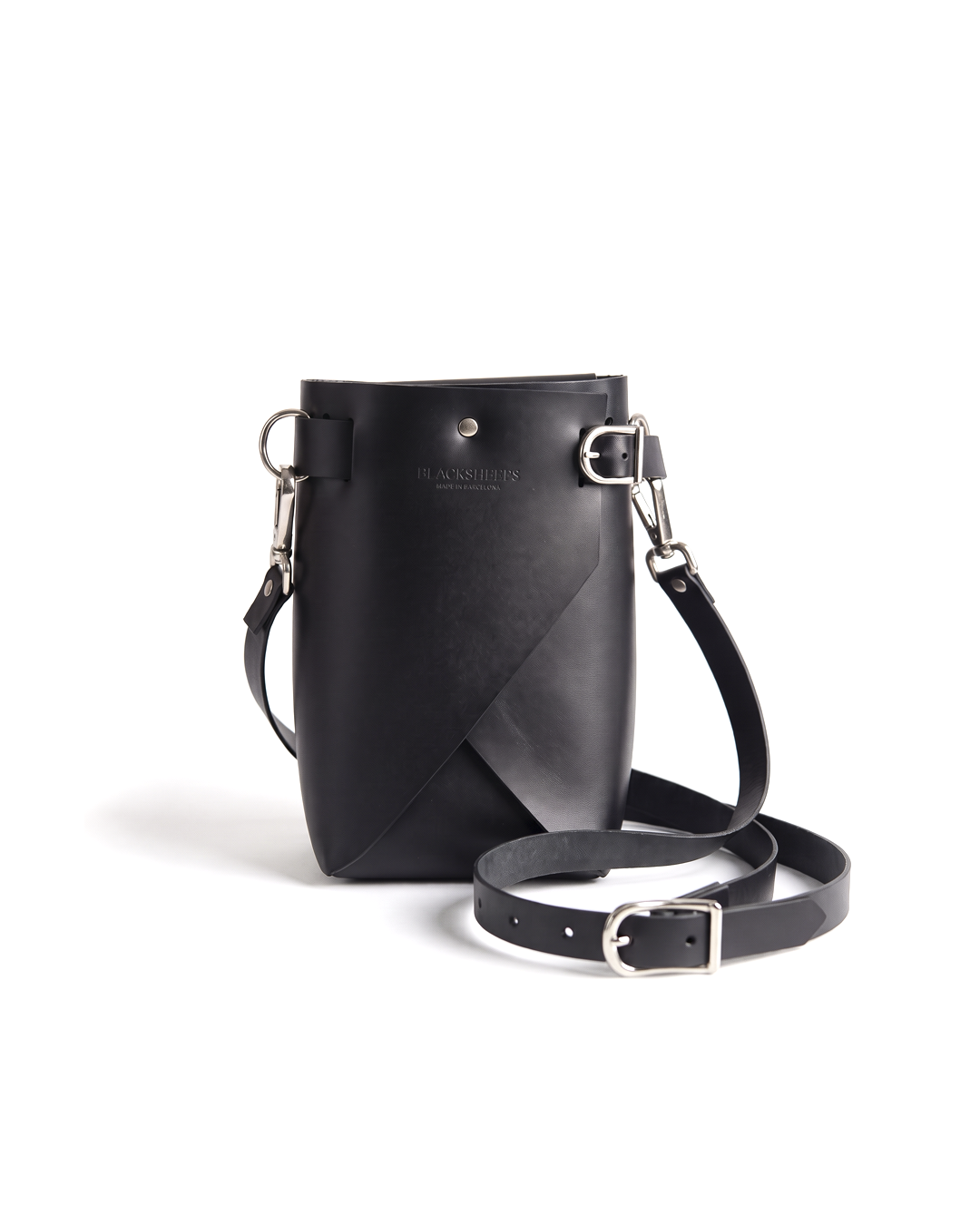 Blacksheeps Minibag, handmade leather mini bag, front view